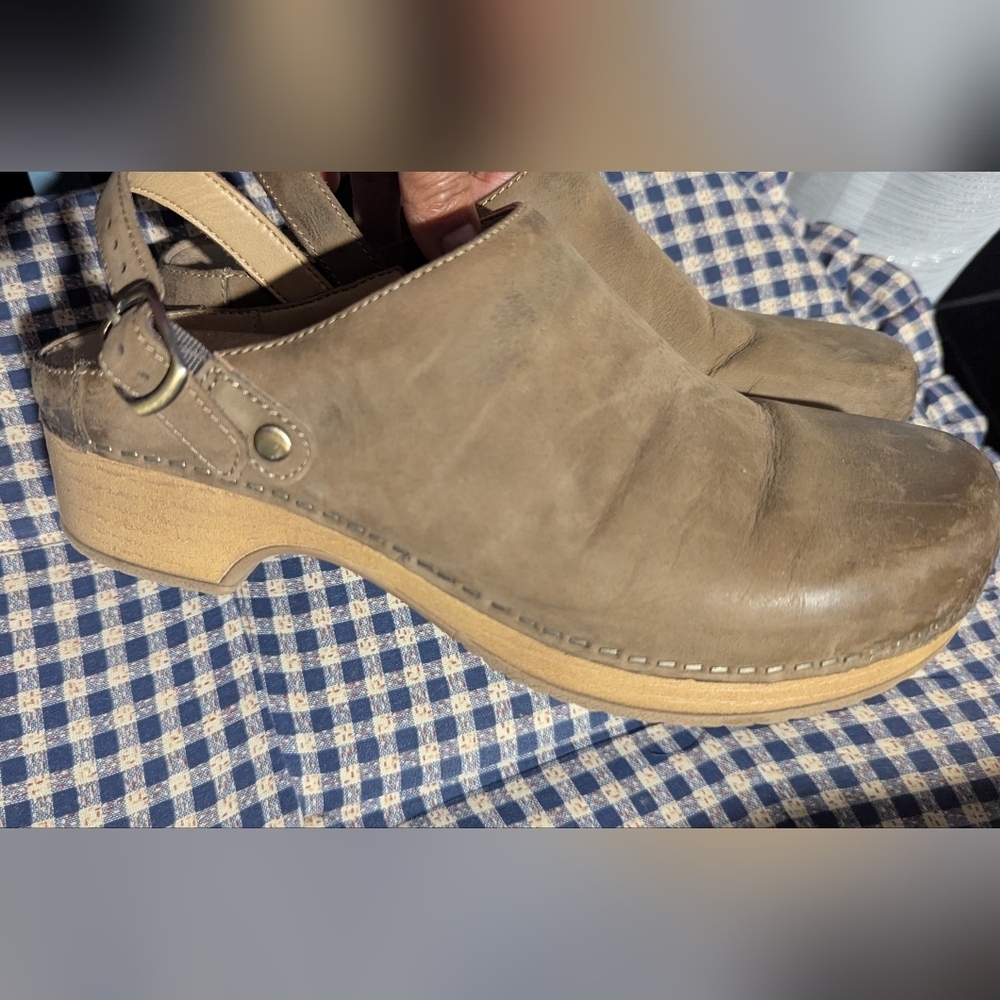 Dansko Merrin Slingback Clog - Tan - Picture 3 of 6